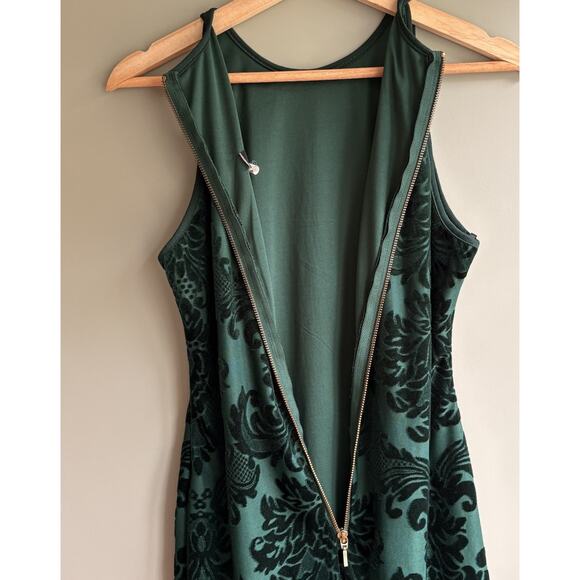 B Darlin Emerald Green Burnout Velvet Damask Sleeveless Cocktail Mini Dress - Picture 8 of 15